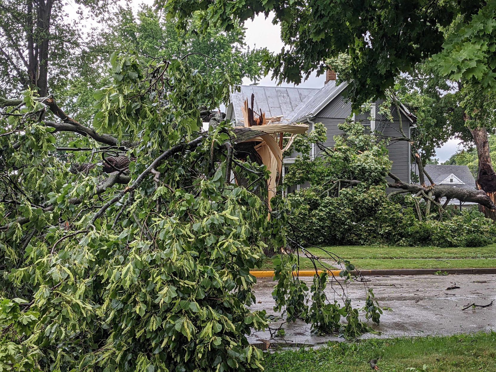 Severe storm hits Baraboo
